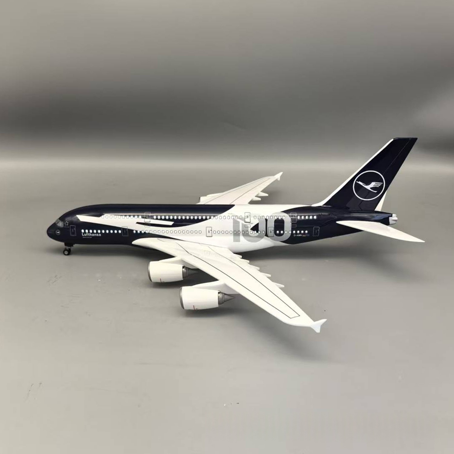 Nouveau modèle d'avion en rési - Party Games New Year avis et prix