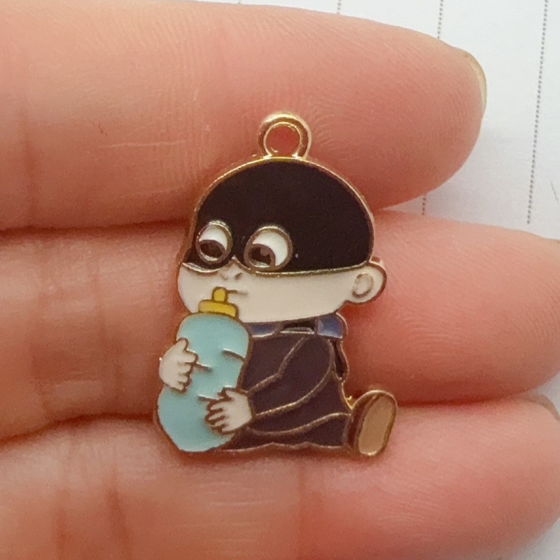 Pendentif en alliage à motif d - Party Games Event avis et prix