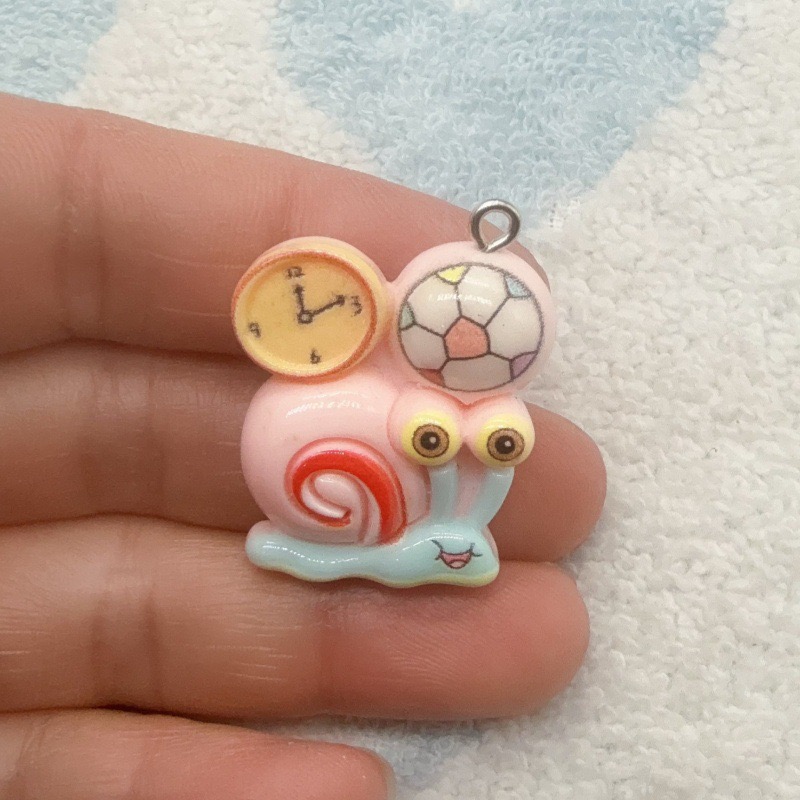 Pendentif en résine de dessin  - Party Games Event avis et prix